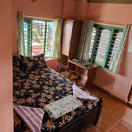 Hotel Tiny Temple Varkala Esterno foto